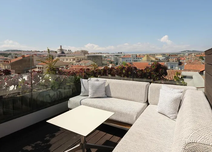 Five Seas By Inwood Hotel