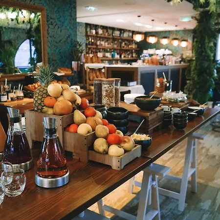 Hotel Five Seas By Inwood